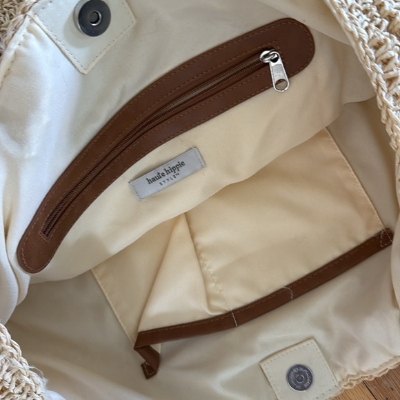 Haute Hippe | Raffia Straw Weave Boho Tote Bag - Picture 2 of 5